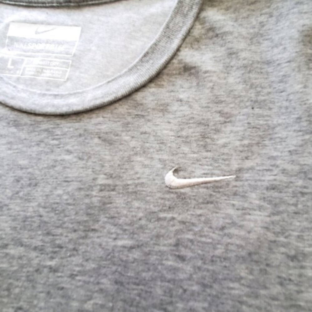 Nike Fit Dry Sports Tee Grey Embroidered Logo Women Size L - Picture 3 of 8